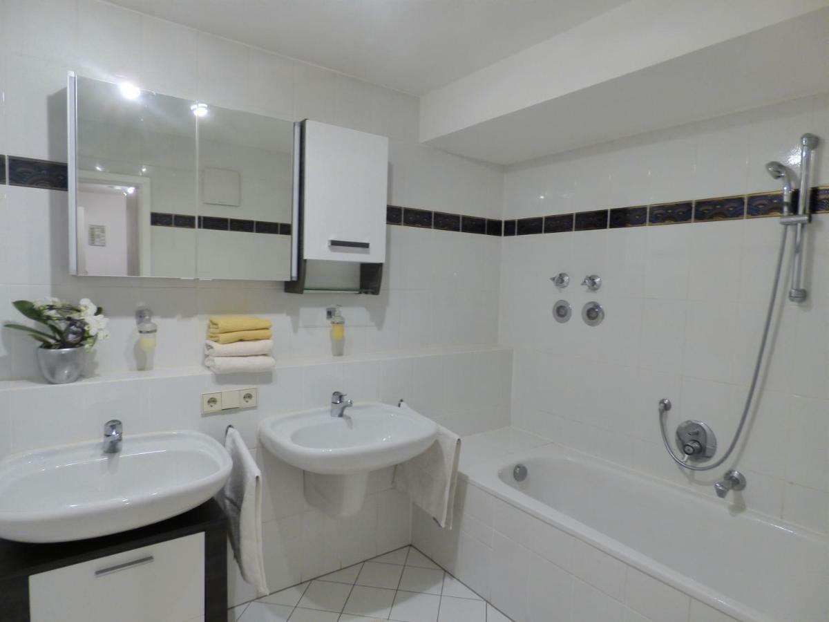 Domino Apartment Баден-Баден Екстериор снимка